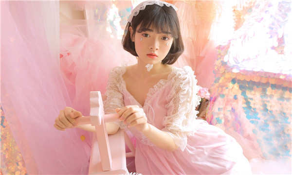 五河供卵试管代怀生子多少钱？这一直是很多不孕不育家庭关注的话题。在中国，不孕不育的发生率越来越高，根据《中国不孕不育现状调研报告》显示，育龄夫妇的不孕不育率从20年前的3%增长至现在的12.5%-18.2%，患者人数高达6000万以上。在这样的背景下，许多家庭通过供卵试管来实现自己的生育梦想。那么，供卵试管代怀生子的费用到底是多少呢？